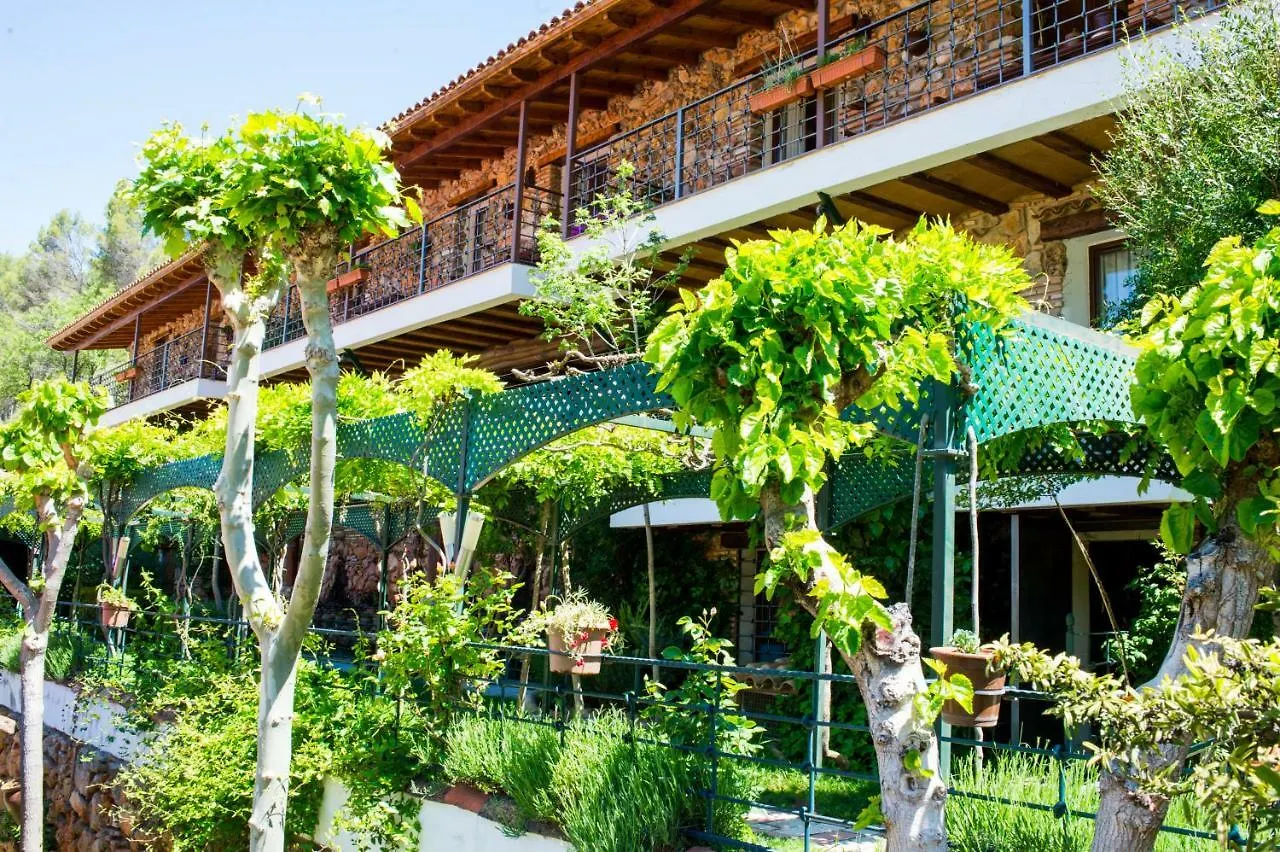 Casa Rural El Serbal. Piscina Y Jacuzzi Climatizado Todo El Ano Hotel Benatae