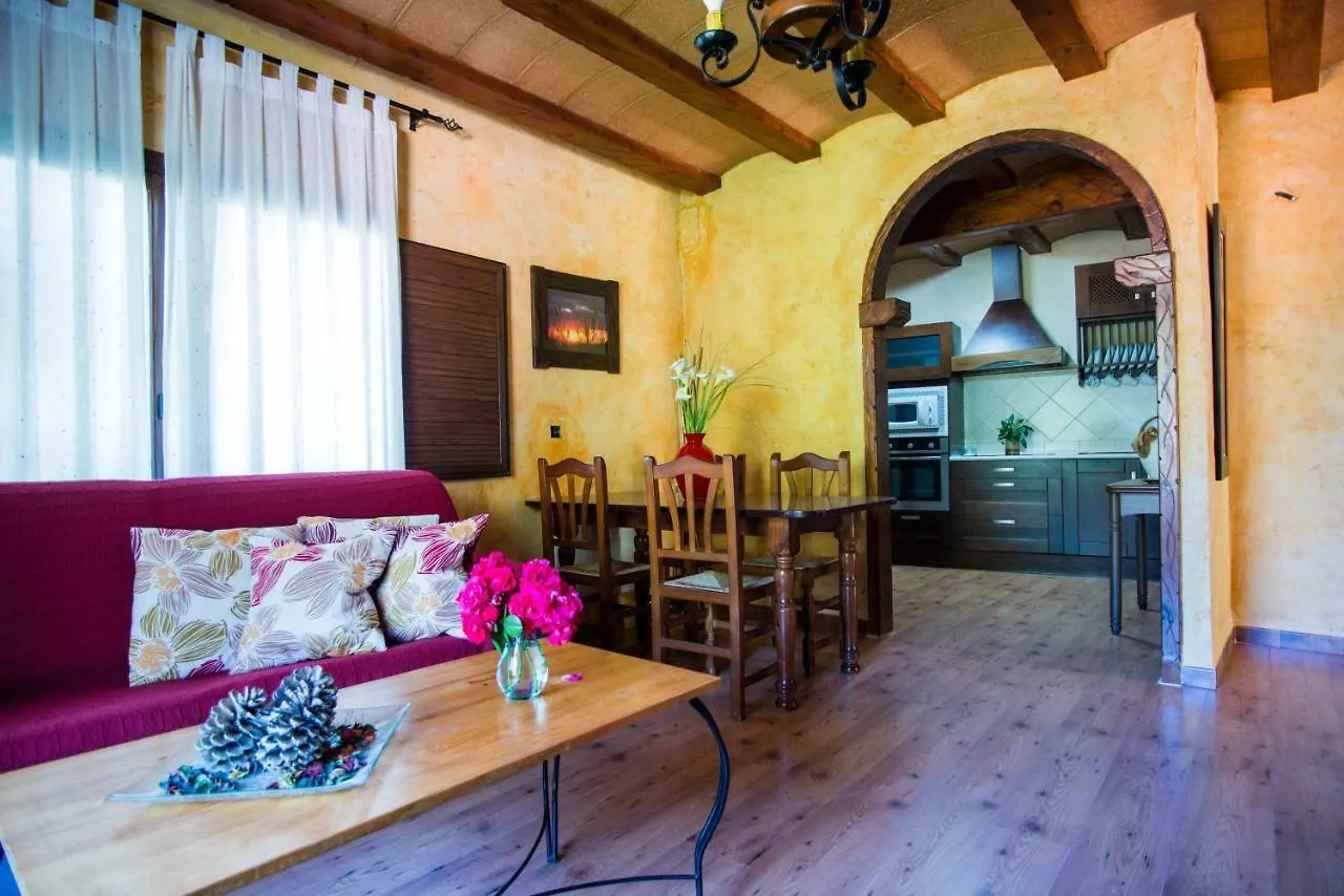 Casa Rural El Serbal. Piscina Y Jacuzzi Climatizado Todo El Ano Hotel Benatae